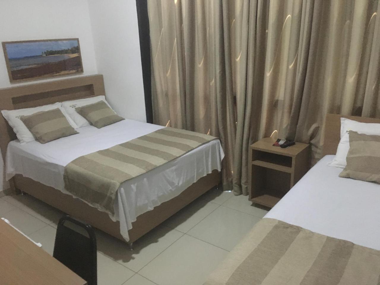 Hotel Dom Passos 2*